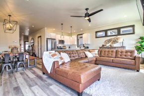 Modern Bozeman Family Townhome with Hot Tub!